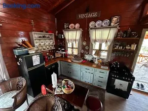 Tiny Maxi House - Image 2