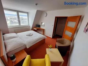 Agrohotel Tri Brezy - Image 3
