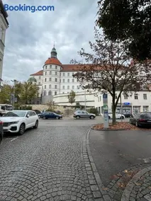 Zimmer zum vermieten direkt an der Donau und am Schloss - Image 2