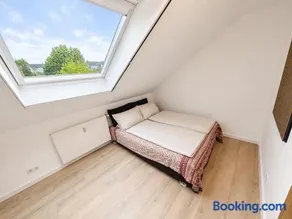 5-Star Apartment Relax & work with your family - Image 3