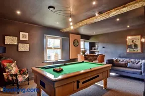 Finest Retreats - Blackton Farmhouse - Image 4