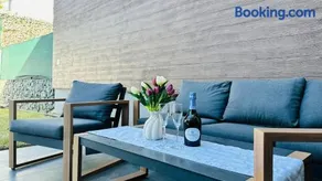 Luxury new house with garden Lorincik Haje Peres - Image 1