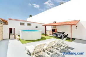 Casa Álvaro - Private Pool, Solarium & Peaceful Escape - Image 2