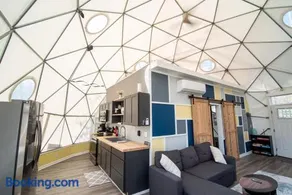 Award-Winning Glamping Dome - State Parks, Waterfalls, Hiking Trails, Near The Caverns - Image 2