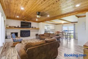 Large family friendly country home - Image 1