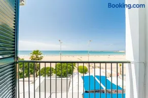 Apartamento Estudio Acuario Frente Mar - Image 2