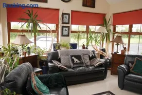 Knockalla luxury property with hot tub suitable for families - Image 2