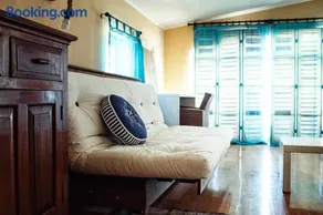 Daphne's Rooftop Apartment - Image 4