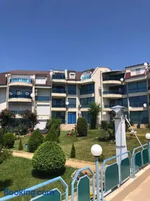 Relax in Riviera - Image 2