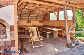 ART Chalet - Image 2