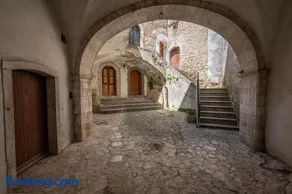 La torretta sul cortile - Image 1