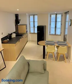 Magnifique appartement au pied de la citadelle - Image 2