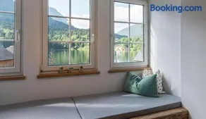 Ferienwohnung Seeblick Grundlsee - Your Austrian Home - Image 1