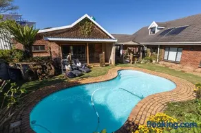 24 Bergview Road apartment - Image 2