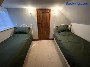 Beautiful Cottage opposite Hedingham Castle! - Image 5
