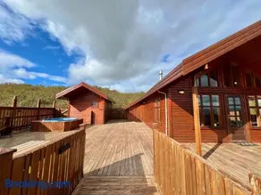 Private cottage on Golden Circle with hot tub - Image 3
