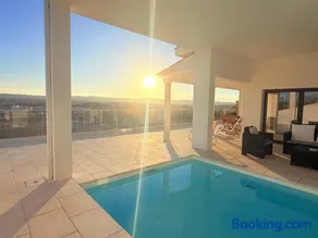 Vila Pombal Tomar - Luxury Apartment with private pool and Castle View - Image 1