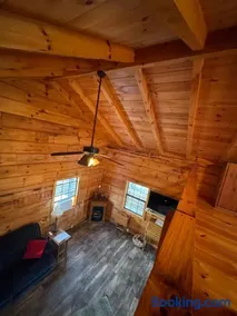 Dream of a Log Cabin - Image 4