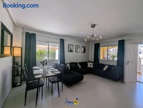 Mediterranean 3 Bed Townhouse CQ44 - Image 3