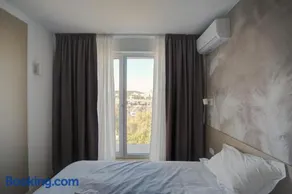 Hotel Bravo Iasi - Image 4
