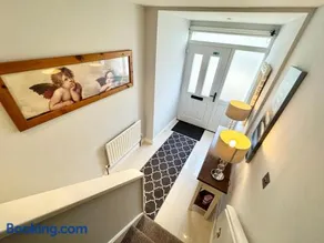 Number 14 Self Catering, Portrush, Northern Ireland - Image 3