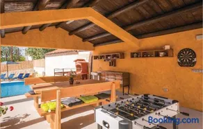 Cozy Home In Barban With Wifi - Image 3