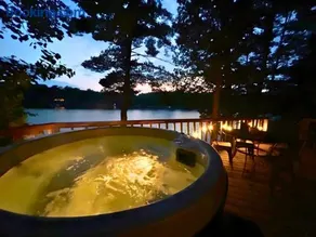 Lakefront Hot Tub Getaway - Image 2