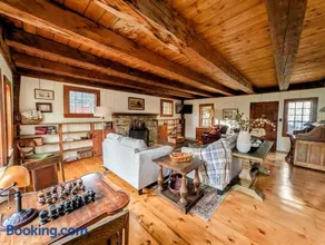 Luxury Coastal Cottage family - Image 1