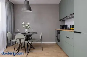 Modern and Bright Apartment with Parking Perfect for Remote Working by Noclegi Renters - Image 2