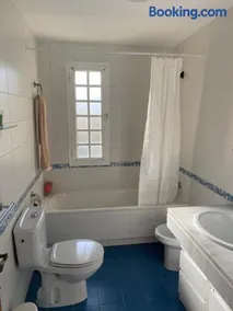 VIVE JEREZ Casa de lujo con piscina y barbacoa en la mejor zona de Jerez de la Frontera - Image 3