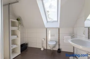 Natura Ferienhaus, Ferienwohnungen in Rhauderfehn , Komfort für Gäste & Firmen ,WLAN & Parkplatz - Image 2