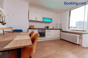 brick & cozy - City - Netflix - Wifi - 4 Person - Image 4