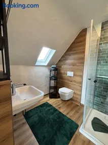 Double room, shower, toilet - Image 1
