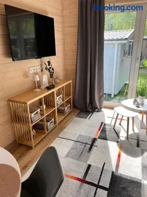 Tinyhouse Frida moderne & stilvolle Auszeit am See Natur & Ruhe in Stuer Mecklenburgische Seenplatte Klima, Grill - Image 3