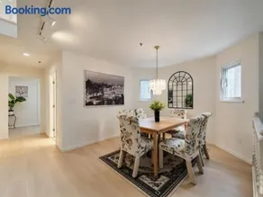 Spacious Modern Quiet l Entire Suite l Close to YVR Airport & Downtown & Restaurants - Image 3