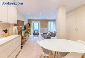Apartamentos Bellas Artes - Image 1