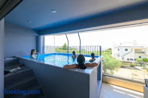 Grand Suites with Private Pools - Image 4