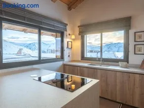 Chalet luxe ski-in ski-out, sauna, cinéma, jacuzzi - Image 4