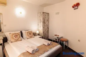 Hotel Kiev-FREE PARKING - Image 5