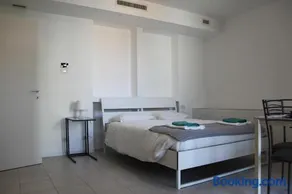Luxory Suites - Image 3
