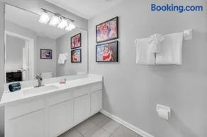 Townhome near Disney with pool Magic and Fun at Windsor - Image 4