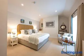 Basset Arms, Portreath, Cornwall - Image 1
