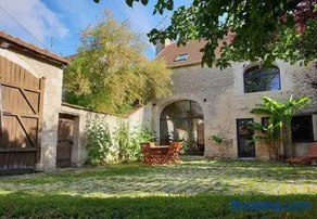 La maison d'art et d'hôtes - Image 1