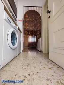 Elena Holiday Apartment - Image 5