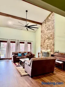 The Rustic Bungalow - Image 3