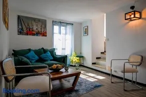 Au coeur du village - Image 1