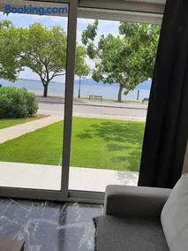 Nafpaktos Seaside Apartment - Image 4