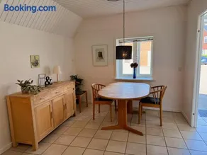 Apartment with Wifi, close to city center, Beach and forrest - Image 3