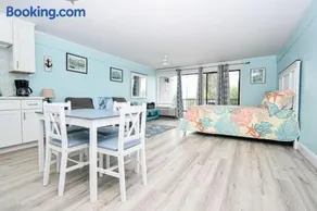 Cedar Key Island Condo 228 - Image 2