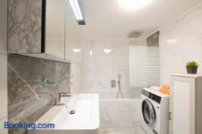 Residence - Image 4